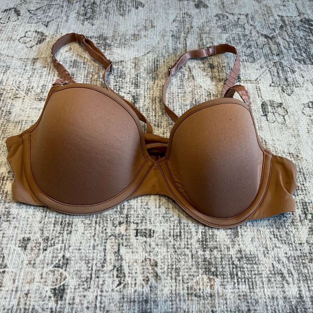 Third Love 36 A1/2 Classic Tshirt Bra. Color: Mocha